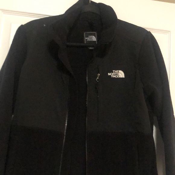 The north face jacket - Picture 2 of 6